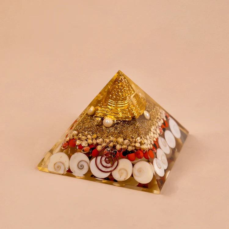 Lakshmi Pyramid With Kaudi