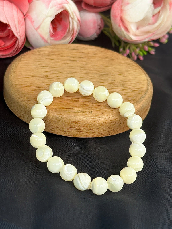 Mother of Pearls Crystal Bracelet (Abhimantrit) for Peace