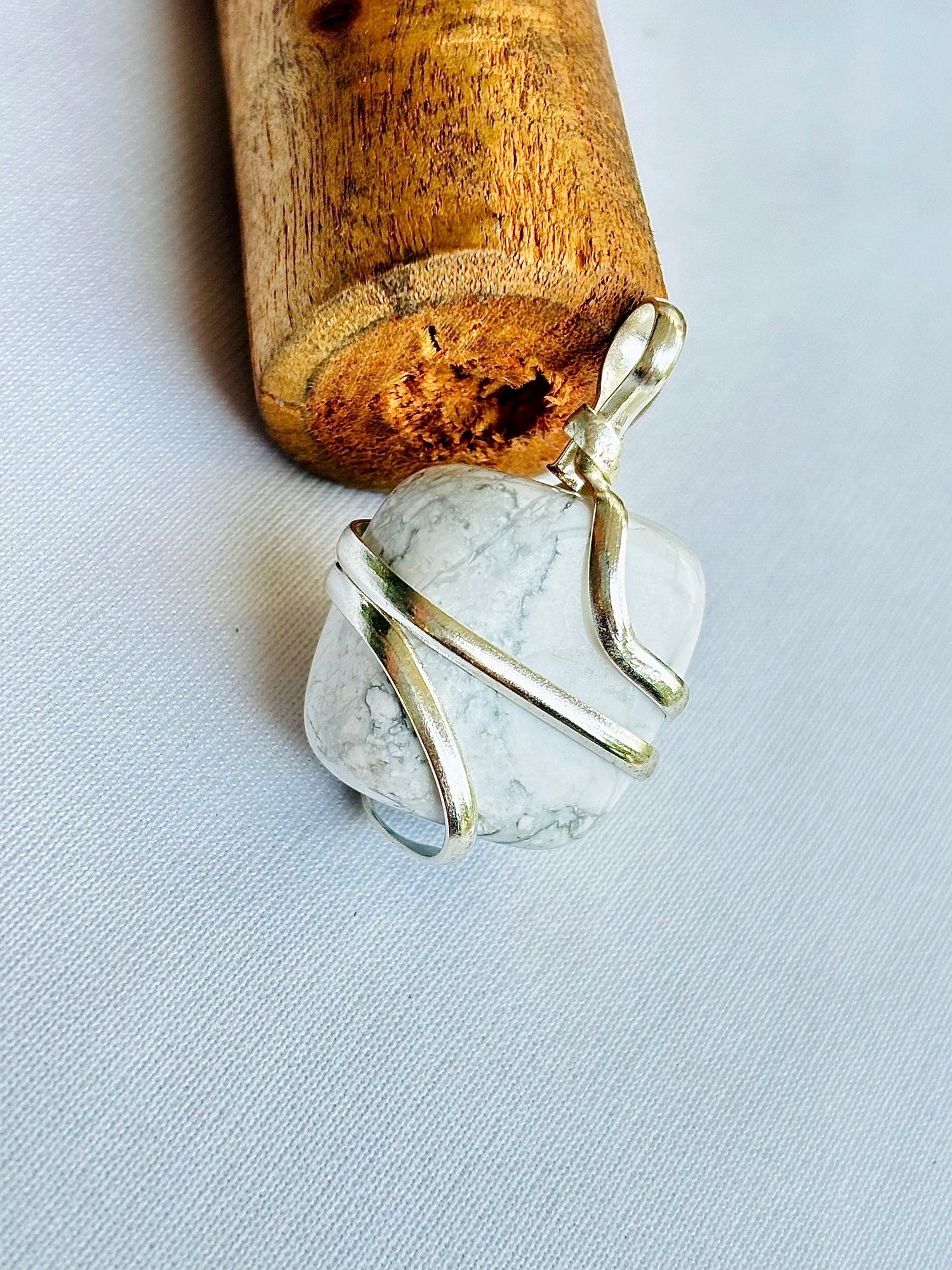 Strengthen Memory, Pain & Stress Relief: Howlite Wrapping Pendant