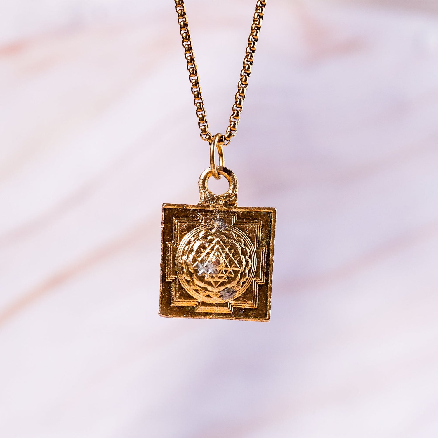 Pendant Shree Yantra Golden