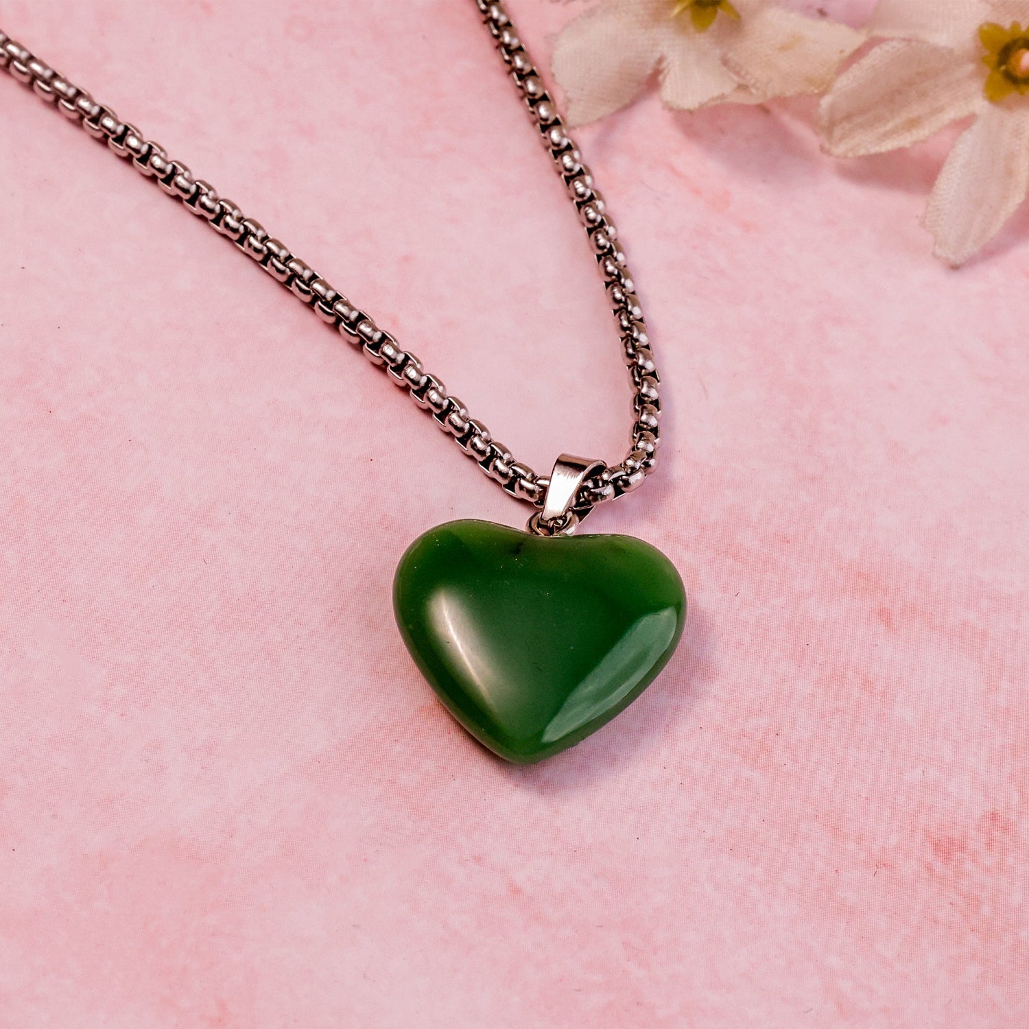 Green Aventurine Heart Pendant: Promotes Wealth Attraction & Money Growth